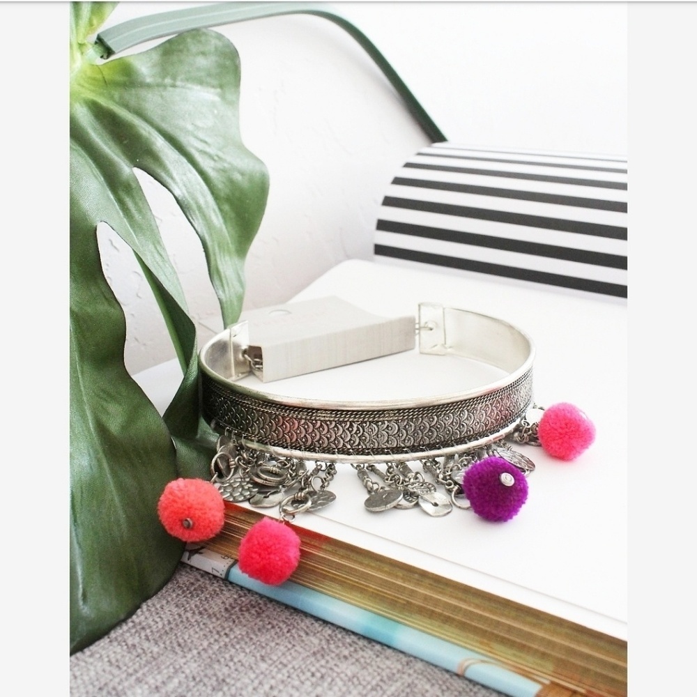 SALE! NWT TOPSHOP Coin & Pom Fringe Choker